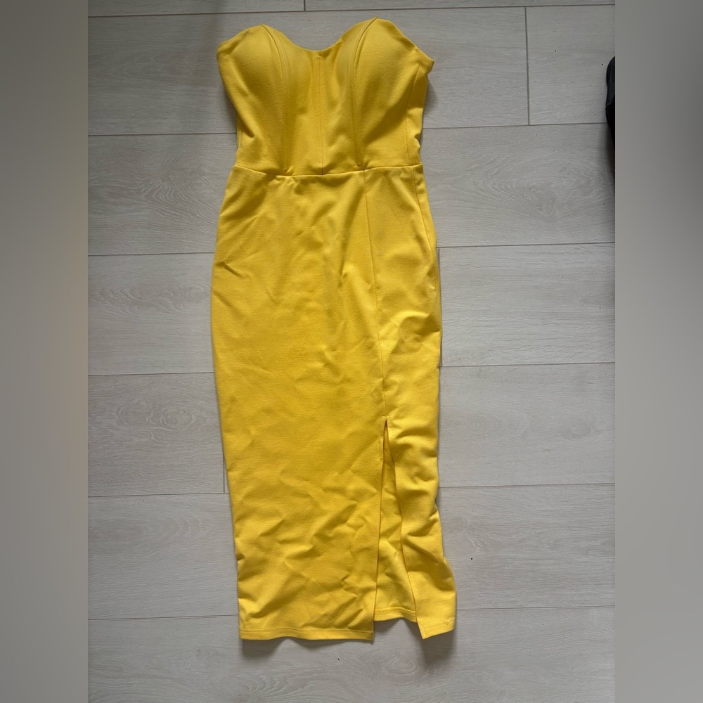 Hot Miami Styles Vibrant Yellow Midi Dress